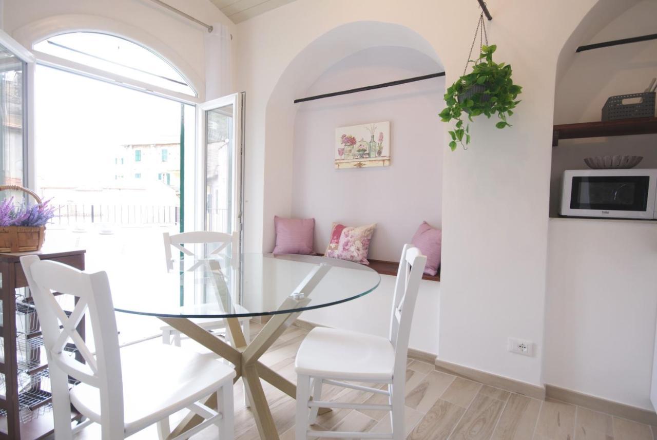 Casa Di Luigi Ed Ernestina Apartment Dolcedo Exterior photo